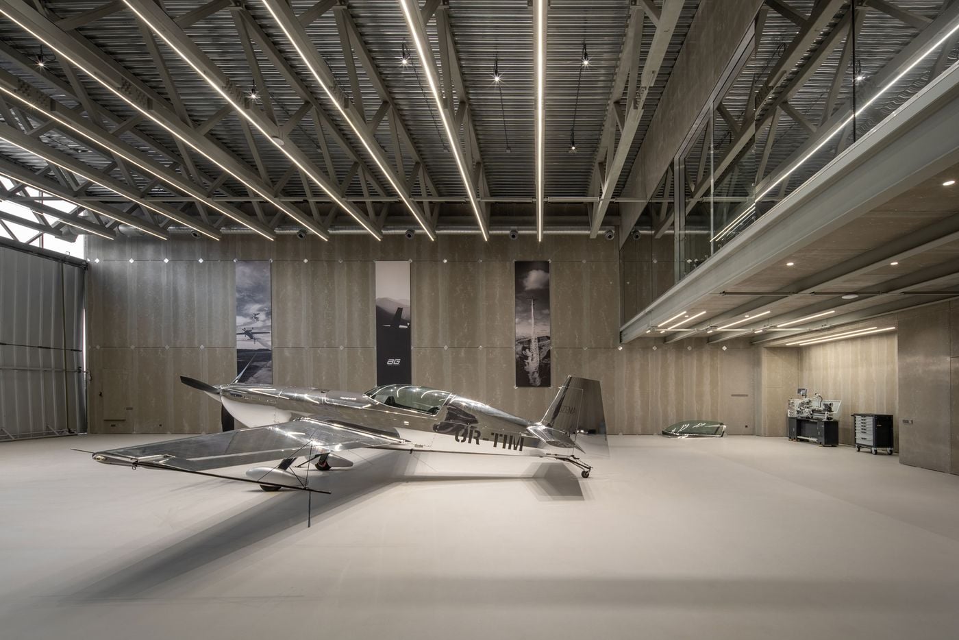 Airport Terminal & Aviation Facility Roofing